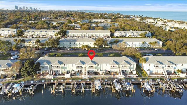 5037 STARFISH DRIVE SE D, St Petersburg, FL 33705