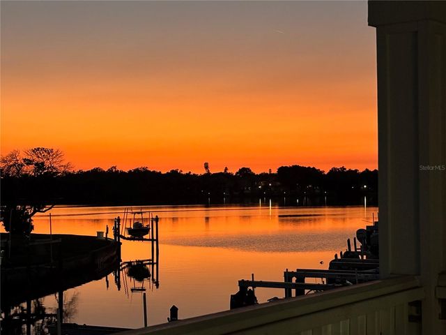 5037 STARFISH DRIVE SE D, St Petersburg, FL 33705