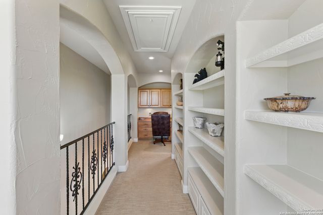 211 Macaw Ln, Spring Branch, TX 78070