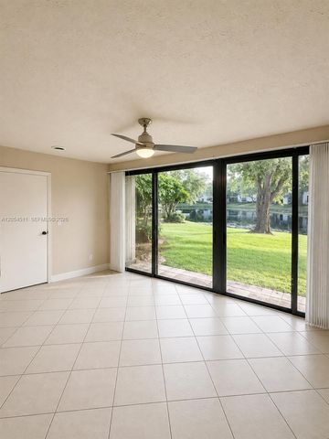 3899 N Carambola Cir N 29126, Coconut Creek, FL 33066