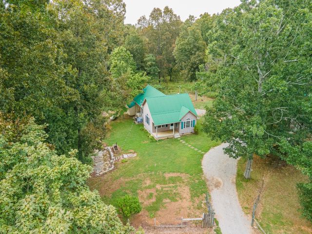 1520 Powell Ln, Lewisburg, TN 37091