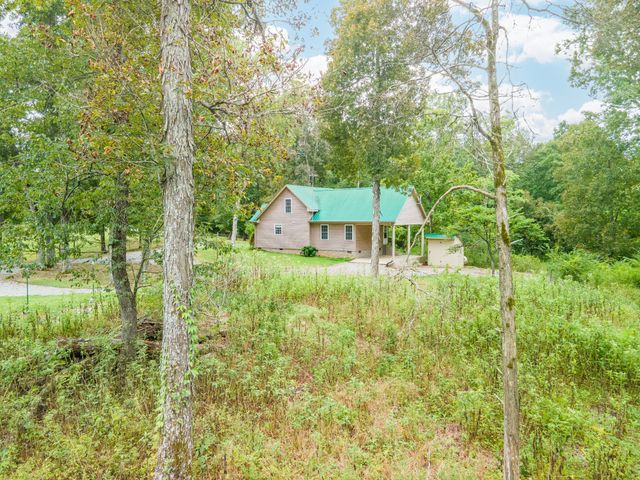 1520 Powell Ln, Lewisburg, TN 37091