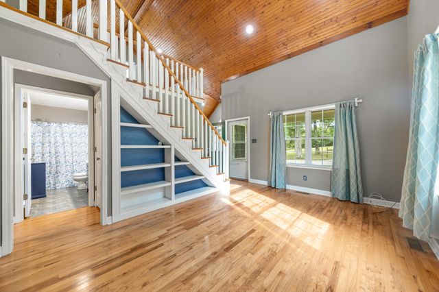 1520 Powell Ln, Lewisburg, TN 37091