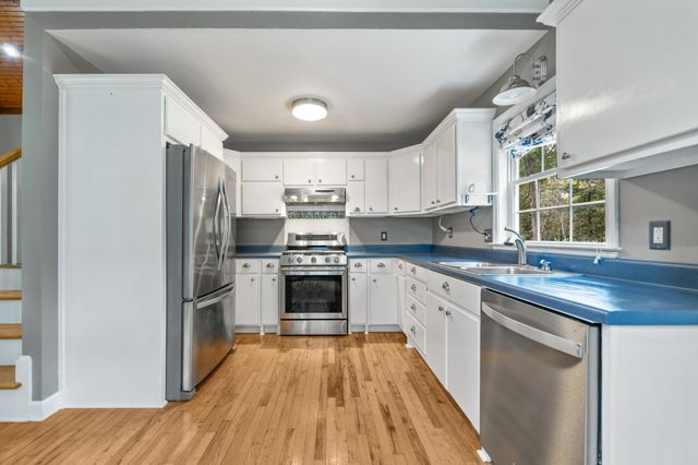 1520 Powell Ln, Lewisburg, TN 37091