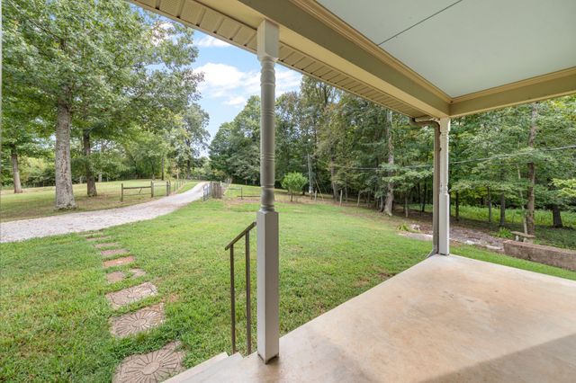 1520 Powell Ln, Lewisburg, TN 37091