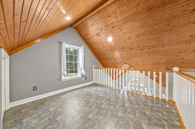 1520 Powell Ln, Lewisburg, TN 37091