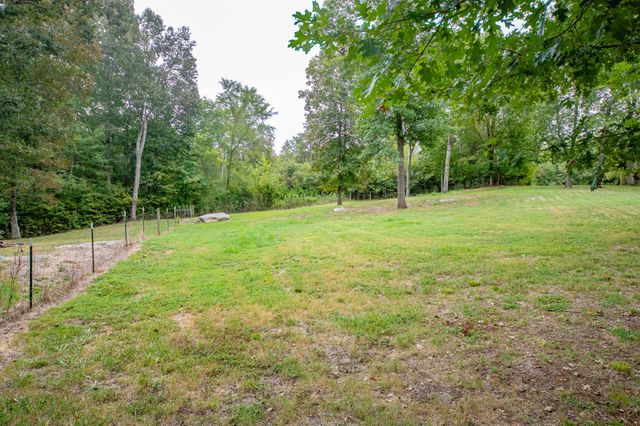 1520 Powell Ln, Lewisburg, TN 37091