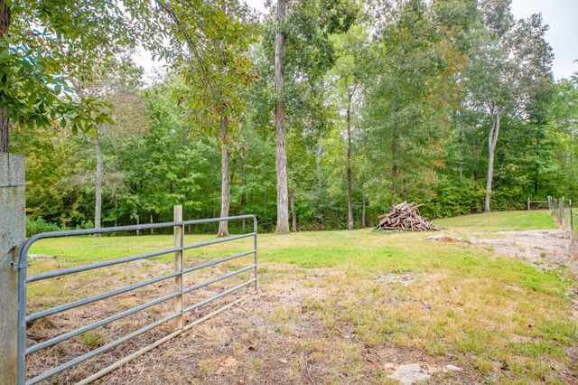 1520 Powell Ln, Lewisburg, TN 37091