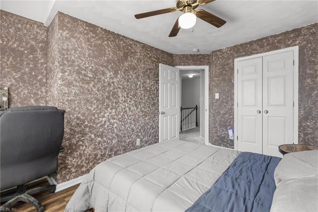 505 Shire CHSE, Newport News, VA 23602