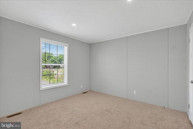 77 CIRCLE DR, Columbia, PA 17512