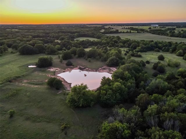 5444 Well Service Road, Bowie, TX 76230