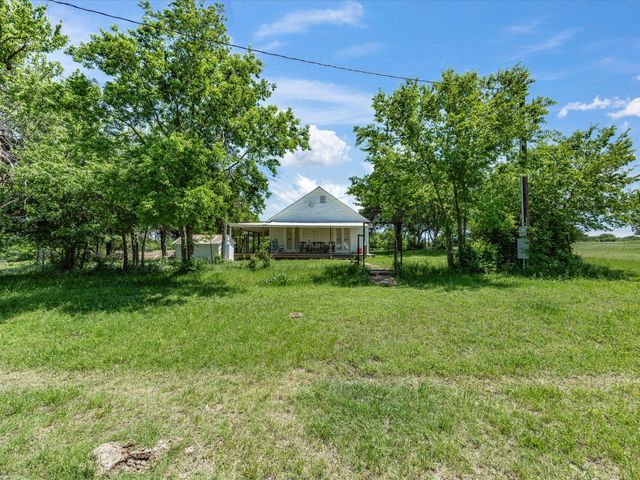 5444 Well Service Road, Bowie, TX 76230