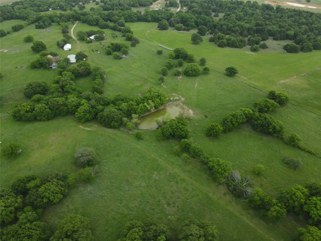 5444 Well Service Road, Bowie, TX 76230
