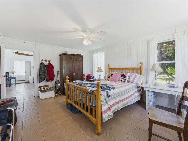 5444 Well Service Road, Bowie, TX 76230