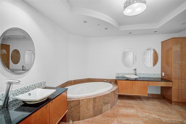 3603 N POINT ROAD 202, Osprey, FL 34229