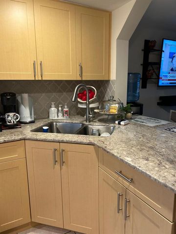 7033 NW 169th Street, Hialeah, FL 33015