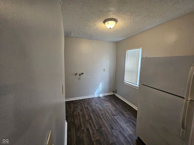 33 Miley Avenue, Indianapolis, IN 46222