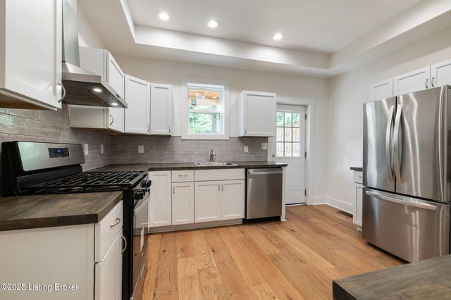 426 E Oak St, Louisville, KY 40203