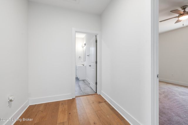426 E Oak St, Louisville, KY 40203