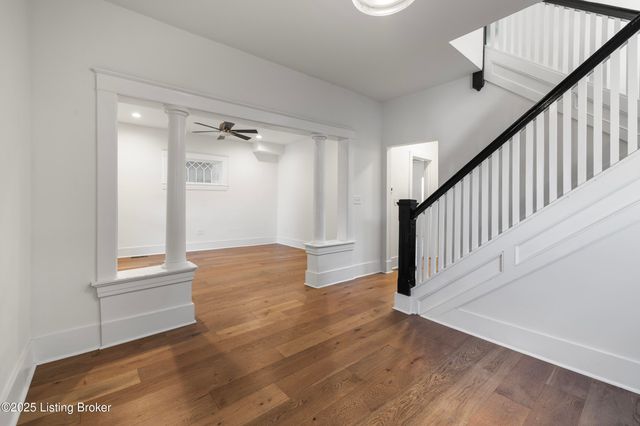 426 E Oak St, Louisville, KY 40203