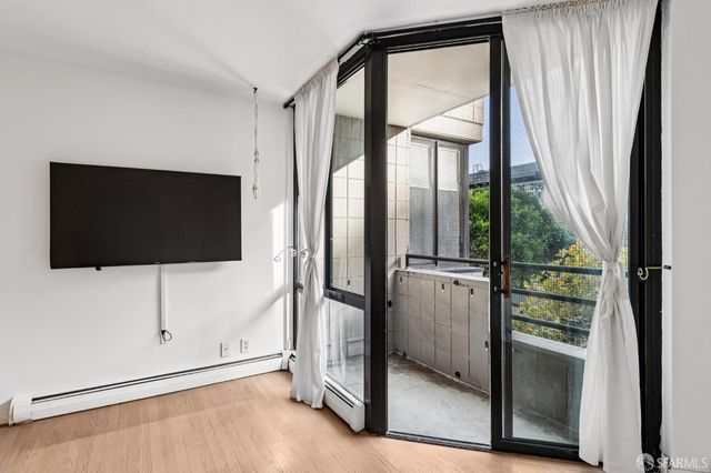 900 Bush Street 309, San Francisco, CA 94109