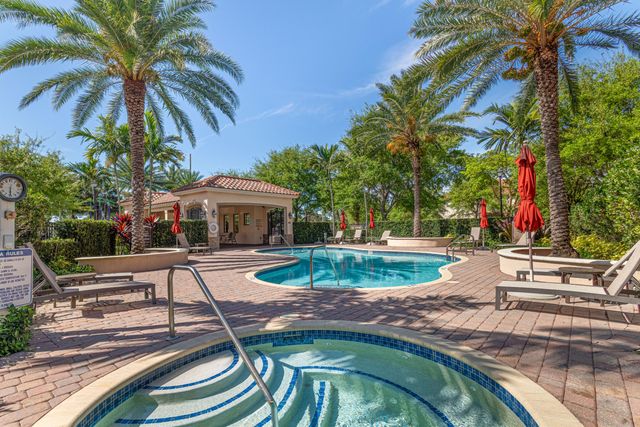 5931 NW 56th Place Unit 5931, Tamarac, FL 33319