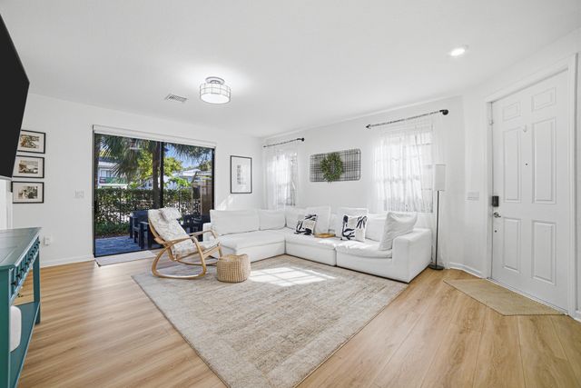 5931 NW 56th Place Unit 5931, Tamarac, FL 33319