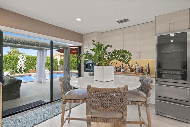 3605 S Lake Drive, Boynton Beach, FL 33435