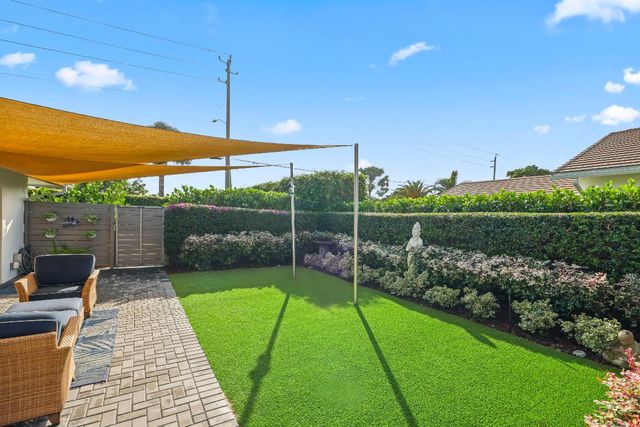 3605 S Lake Drive, Boynton Beach, FL 33435