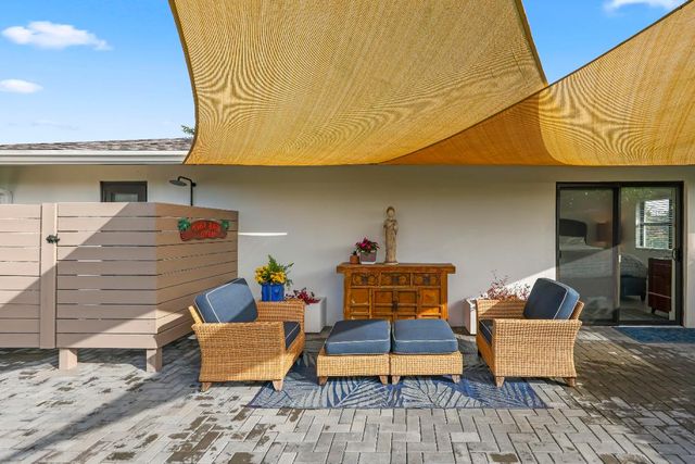 3605 S Lake Drive, Boynton Beach, FL 33435