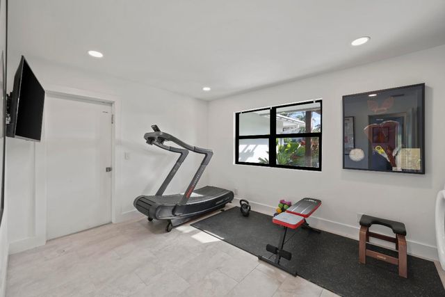 3605 S Lake Drive, Boynton Beach, FL 33435