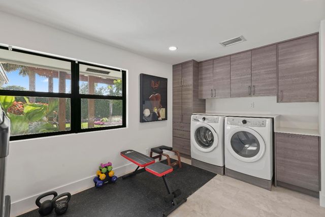 3605 S Lake Drive, Boynton Beach, FL 33435