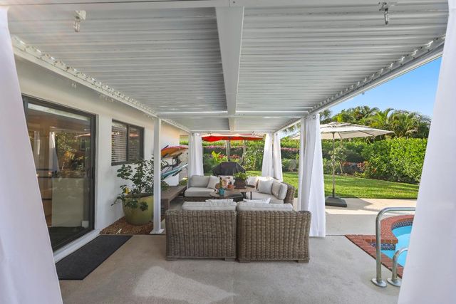 3605 S Lake Drive, Boynton Beach, FL 33435