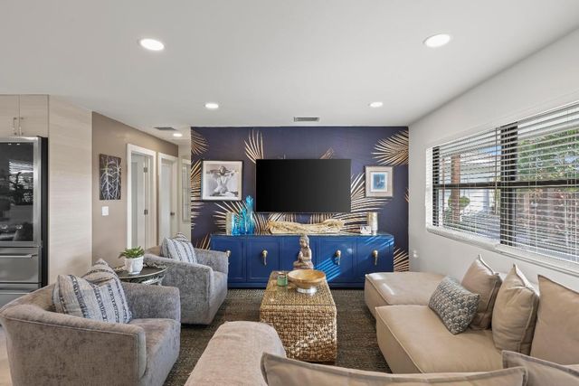 3605 S Lake Drive, Boynton Beach, FL 33435