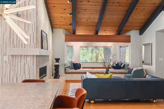 165 Springside Rd, Walnut Creek, CA 94597