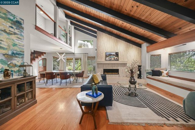 165 Springside Rd, Walnut Creek, CA 94597