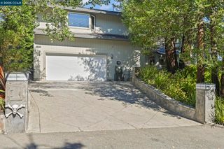 165 Springside Rd, Walnut Creek, CA 94597