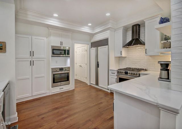 60142 Davie, Chapel Hill, NC 27517