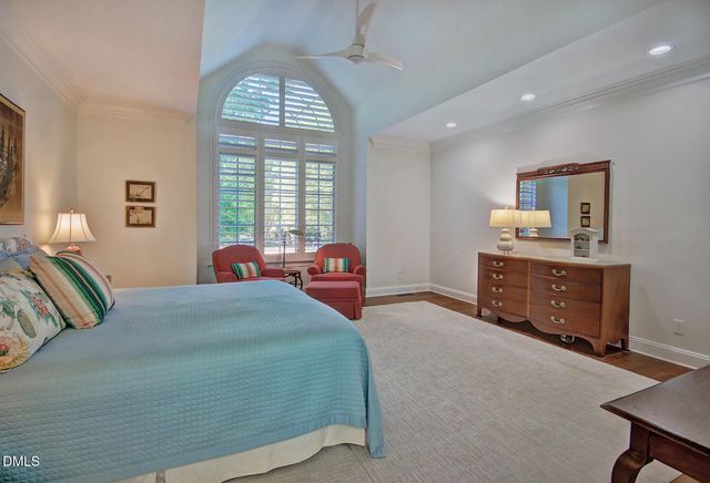 60142 Davie, Chapel Hill, NC 27517