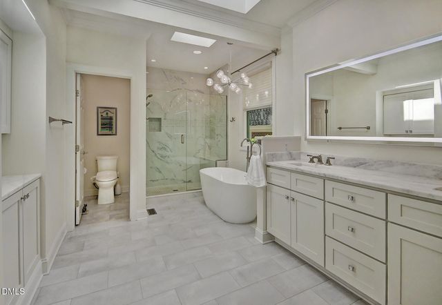 60142 Davie, Chapel Hill, NC 27517