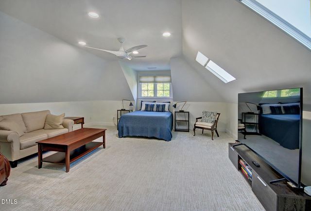 60142 Davie, Chapel Hill, NC 27517