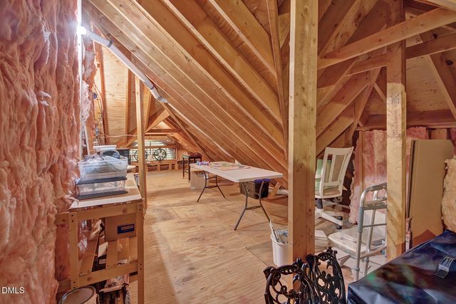 60142 Davie, Chapel Hill, NC 27517