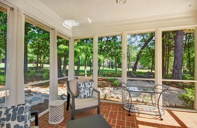 60142 Davie, Chapel Hill, NC 27517