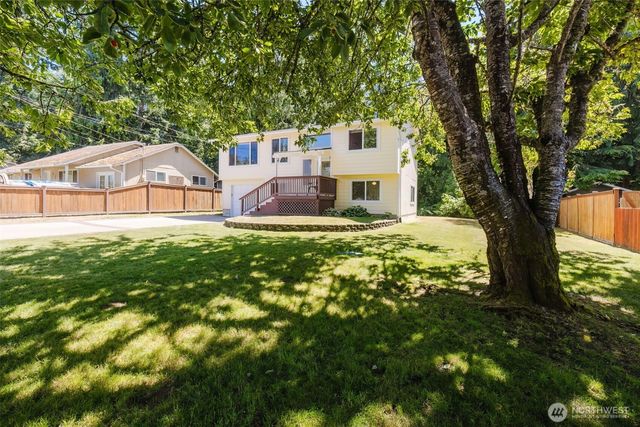 2025 NW Mulholland Boulevard, Poulsbo, WA 98370