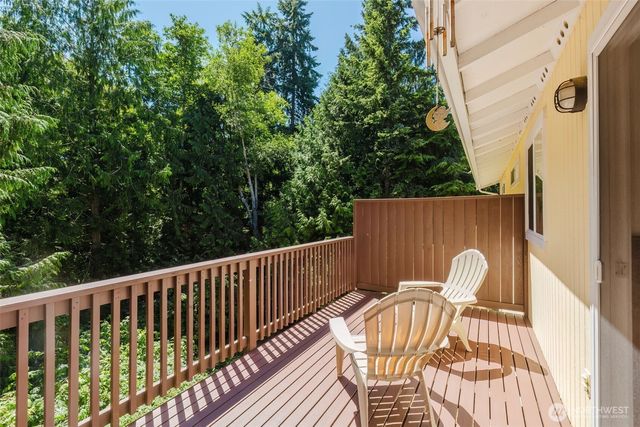 2025 NW Mulholland Boulevard, Poulsbo, WA 98370