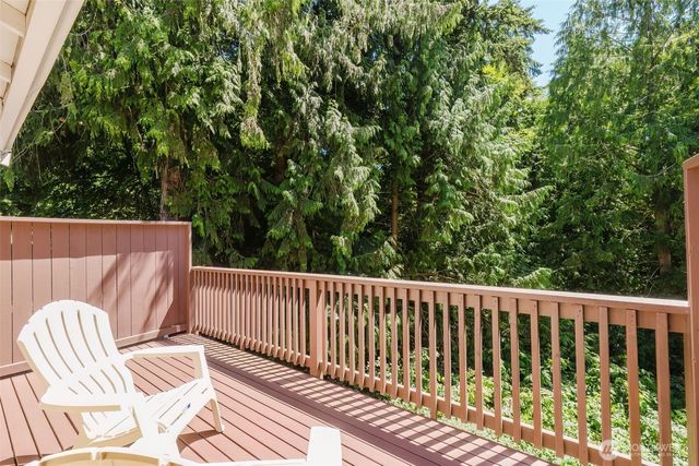 2025 NW Mulholland Boulevard, Poulsbo, WA 98370