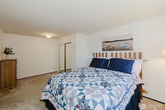 2025 NW Mulholland Boulevard, Poulsbo, WA 98370
