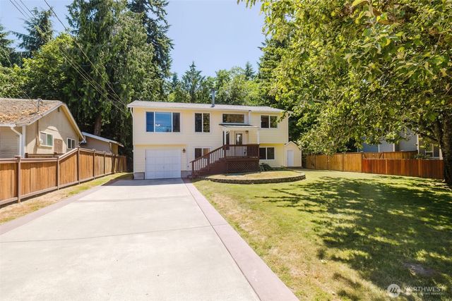 2025 NW Mulholland Boulevard, Poulsbo, WA 98370