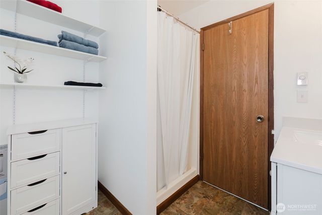 2025 NW Mulholland Boulevard, Poulsbo, WA 98370
