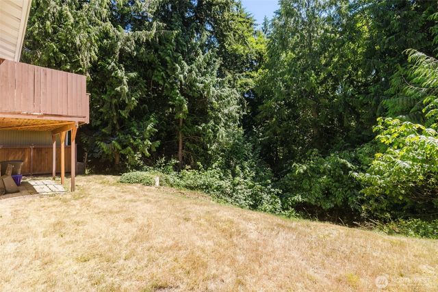 2025 NW Mulholland Boulevard, Poulsbo, WA 98370